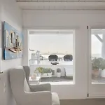 Horizon In Mykonos Town